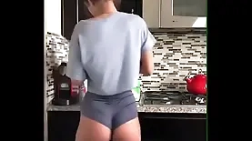 Sommer Ray's steamy coffee break: A tantalizing teen with a perfect ass